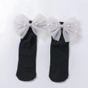 Calcetines de niña con lazo grande y perlas 3