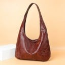 Damstor hobo-väska över axeln 45 x 36 x 14 cm I konstläder av PU med patchworkmönster Mjuk form Långt handtag Dragkedjestängning 2