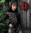Mini rochie cu pânze de păianjen 5