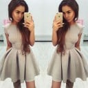 Rochie mini cu fustă largă 2