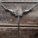 Svärd halsband 1
