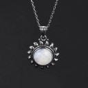 Halsband med hänge D416 14