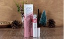 Svart volymmascara för att förtjocka och förlänga fransarna med curl-effekt Borste med täta borst Silverförpackning med rosa rand 3