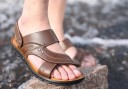 Sandaler med rem för män 4