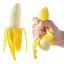 Antistress tryckbanan för att frigöra spänningar Utsträckbar handleksak av mjuk gummi Realistiskt utseende av halvskalad frukt Storlek 16 cm 2