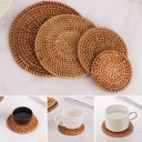 Tischsets aus natürlichem Rattan 1