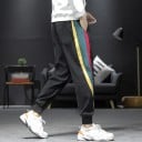 Pantalons de survêtement avec des rayures 4