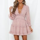 Rochie cu volane roz 4