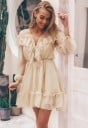 Rochie cu volane cu mâneci lungi 4