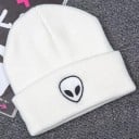 Vintermössa med alientryck 8
