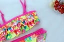 Bikini de niña con volantes y flores 4
