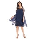 Vestido elegante de mujer con encaje. 3