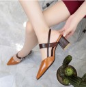 Eleganta pumps med spänne J1297 9