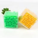3D bludisko v priehľadnej kocke Hlavolam s guľôčkou ovládanou otáčaním a nakláňaním Kapsová veľkosť 5,2 x 5,2 cm Plast ABS 8