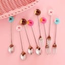 Cubiertos de postre con donut 9