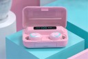 Trådlösa in-ear hörlurar med bluetooth 5.0 Laddningsbox 2200 mAh med display Frekvensområde 20 Hz till 20 kHz Sex silikonöverdrag 6