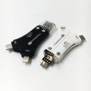Kortläsare för SD- och Micro SD-kort 4 i 1 för telefon och dator Kontakter Lightning USB-C Micro USB och USB 3.0 Plast ABS 8,1 x 5,1 x 1,1 cm 6