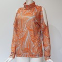 Damblus med avklädda axlar och hög krage Lång ärm Uttrycksfullt bladmönster Lätt polyester Löst snitt För vår och sommar 8