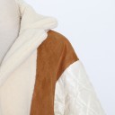 Damsk kort jacka i plysch och denim Patchworkstil Stor plyschkrage Fransade kanter Ficka på ärmen Polyester och bomull 7