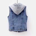 Damjeansväst med huva och snören Knäppning med knappar Två bröstfickor med lock Tvättad look Material denim och bomull 3