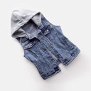 Damjeansväst med huva och snören Knäppning med knappar Två bröstfickor med lock Tvättad look Material denim och bomull 4