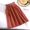 Falda de mujer con botones y bolsillos. 10