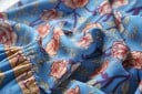 Falda cruzada de mujer con rosas 4