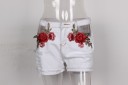 Jeansshorts för kvinnor med rosor J1083 7