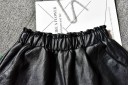 Shorts i konstläder för kvinnor 3