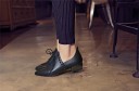 Kvinnors oxfords med spikar 6