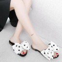 Pantofole da donna con pois 7