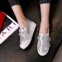 Slip-on sneakers för kvinnor med fransar J1152 7