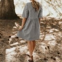 Vestido de mujer con bolsillos. 5