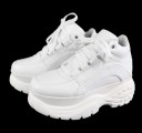 Plattsneakers för kvinnor J2421 5