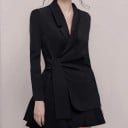 Blazer y falda de mujer 3