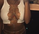 Top corto de mujer con cadena 4