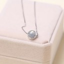 Damhalsband med cirkulärt hänge D445 8