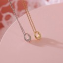 Damhalsband med cirkulärt hänge D570 5