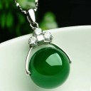 Damhalsband med runt hänge D468 3