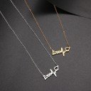 Damhalsband med kärlekshänge 3