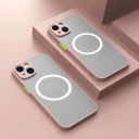 Matt védőburkolat MagSafe támogatással iPhone 15 Pro Max készülékhez 4