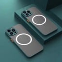 Matt védőburkolat MagSafe támogatással iPhone 15 Pro Max készülékhez 6