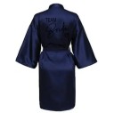 Accappatoio da donna team bride in satin setoso con scritta per le damigelle Chiusura in vita con cordoncino Poliestere leggero per preparativi nuziali 4