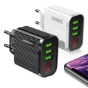 Adattatore di rete per ricarica con 3 porte USB e display 2