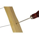 Aiguille de perforation pour cadres de ruche 4
