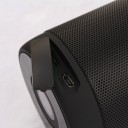 Altifalante Bluetooth à prova de água com classificação IP67 e função handsfree Até 10 horas de reprodução Bateria de 1800 mAh Entrada AUX 8