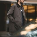Ανδρικό αδιάβροχο παλτό με καπιτονέ γιακά και κουμπιά με επένδυση και πλαϊνές τσέπες καφέ παλτό μέχρι το μισό του μηρού ίσια γραμμή 4