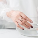 Anel feminino com pérolas D2367 4