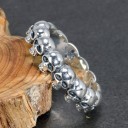 Anello con teschi 3