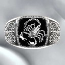 Anello da uomo con scorpione D2663 1